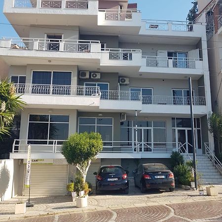 Olivias Apartments City Center ساراندا المظهر الخارجي الصورة