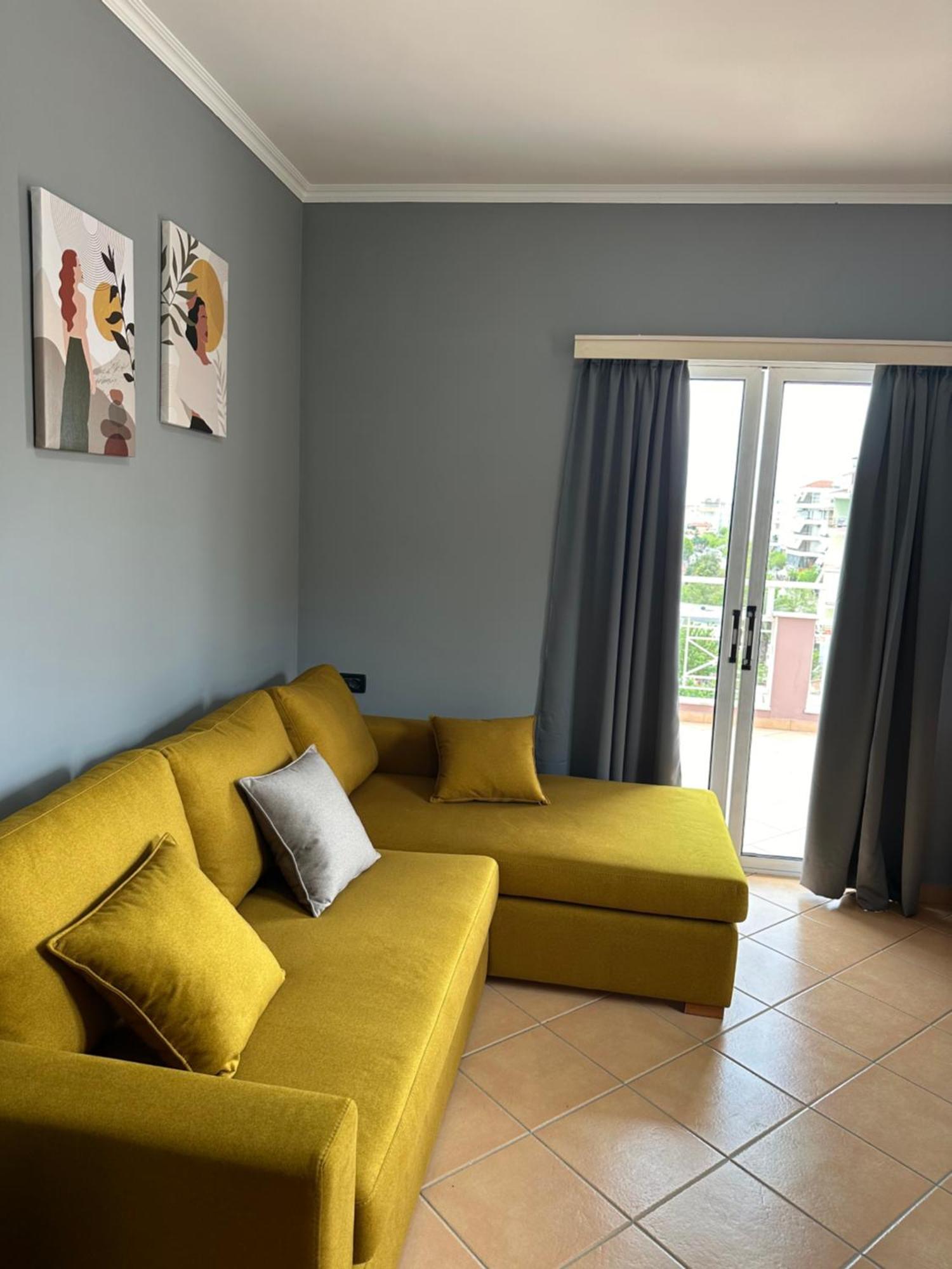Olivias Apartments City Center ساراندا المظهر الخارجي الصورة