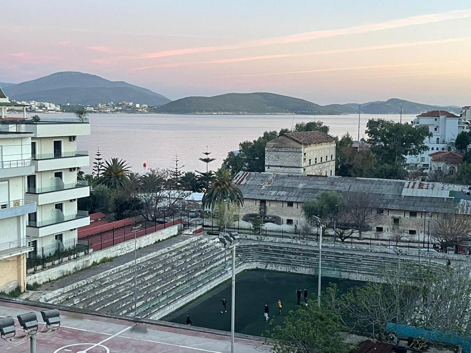Olivias Apartments City Center ساراندا المظهر الخارجي الصورة