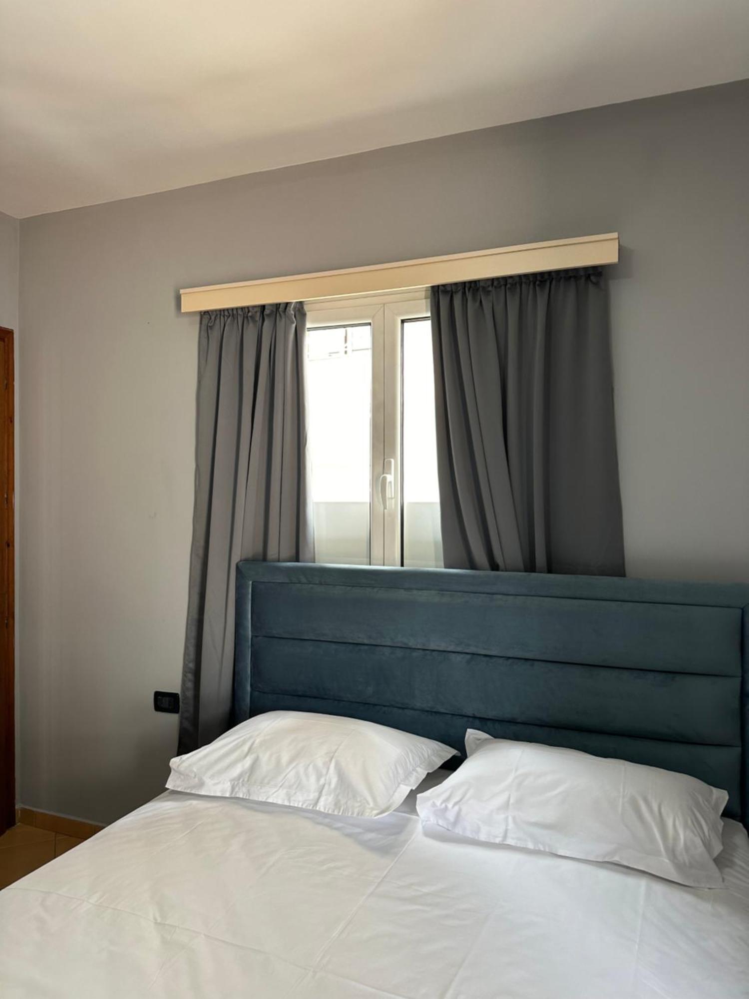 Olivias Apartments City Center ساراندا المظهر الخارجي الصورة